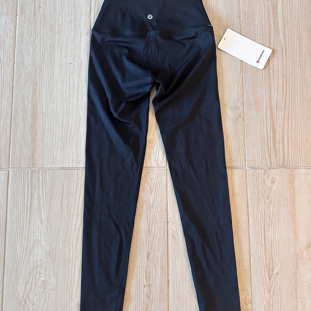 Lululemon Black High-Rise Athletic Leggings – Size 2 – NWT